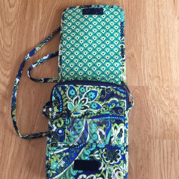 Vera Bradley Bags Vera Bradley Medium Crossbody Bag Poshmark